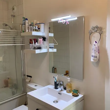 Cosy Apt In Oberkampf París